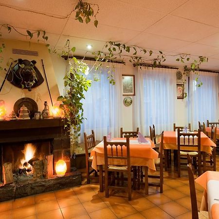 Hotel Castillo D'Acher Siresa Zewnętrze zdjęcie