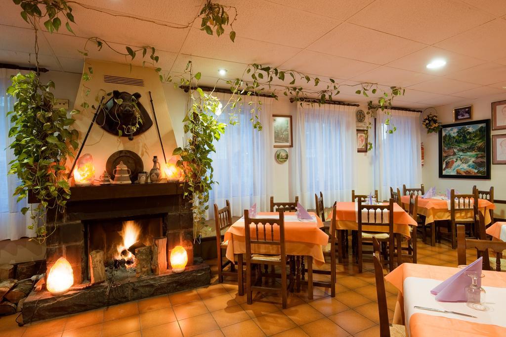 Hotel Castillo D'Acher Siresa Zewnętrze zdjęcie